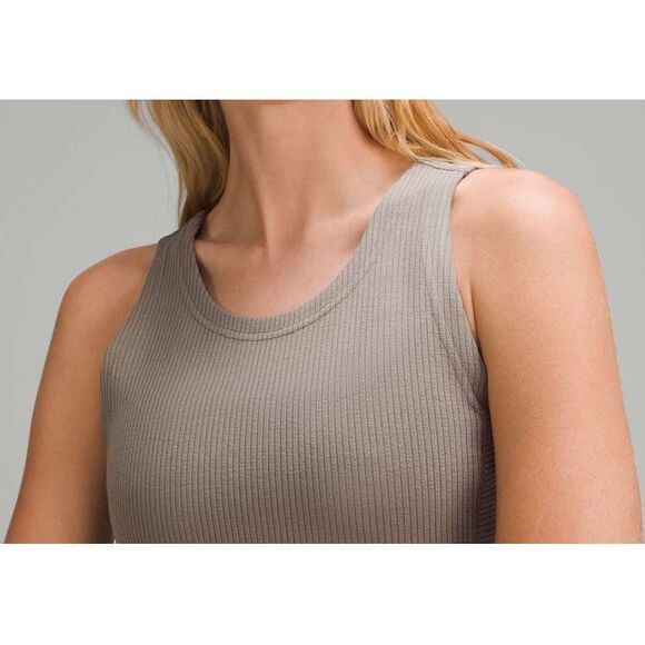 Lululemon Ribbed Softstreme Cropped Tank Top, Nomad, EUC, Size6 - Picture 2 of 6